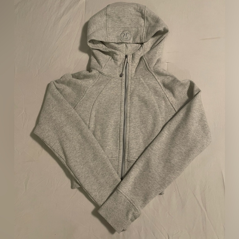 Gray Lululemon Scuba cropped Zip-Up Hoodie (Size Small)